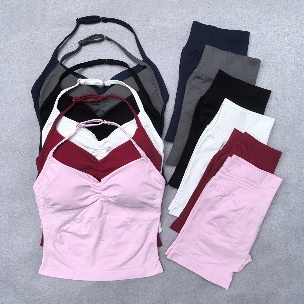 Nuevo conjunto de Yoga sin costuras para mujer, 2 uds., camiseta sin mangas acolchada con cuello Halter, pantalones cortos de gimnasio para levantamiento de glúteos, conjunto de ropa deportiva de verano, ropa de entren