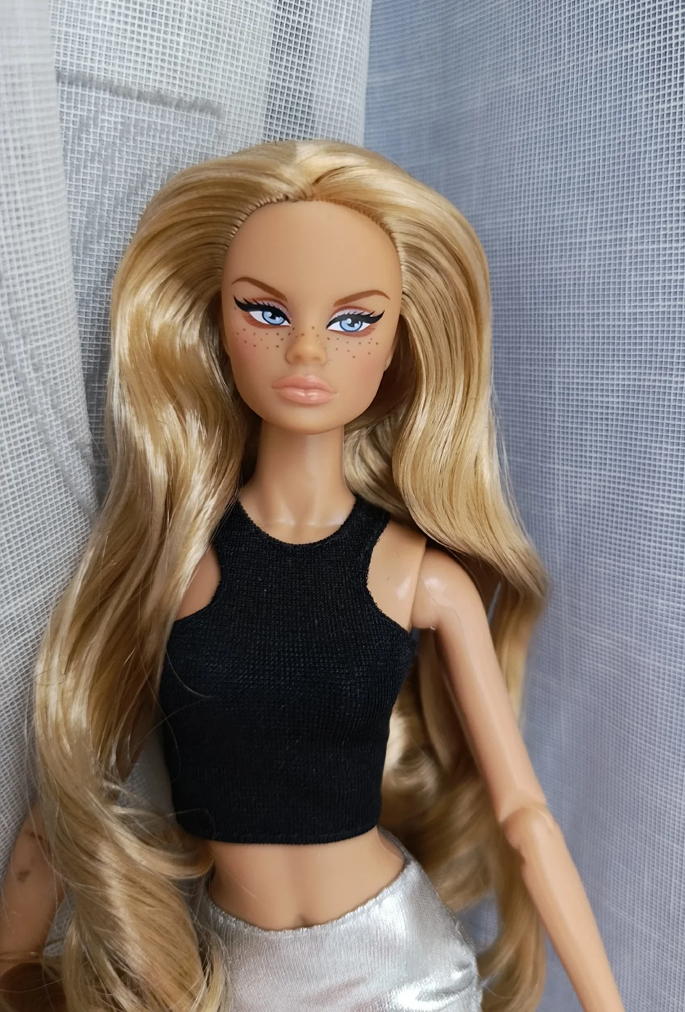 Muñeca Xianxian New Face Supermodel / Muñeca de 32 cm de altura con piel blanca y cabello castaño dorado / Cuerpo con 12 articulaciones móviles + Cabeza / Muñeca 1/6