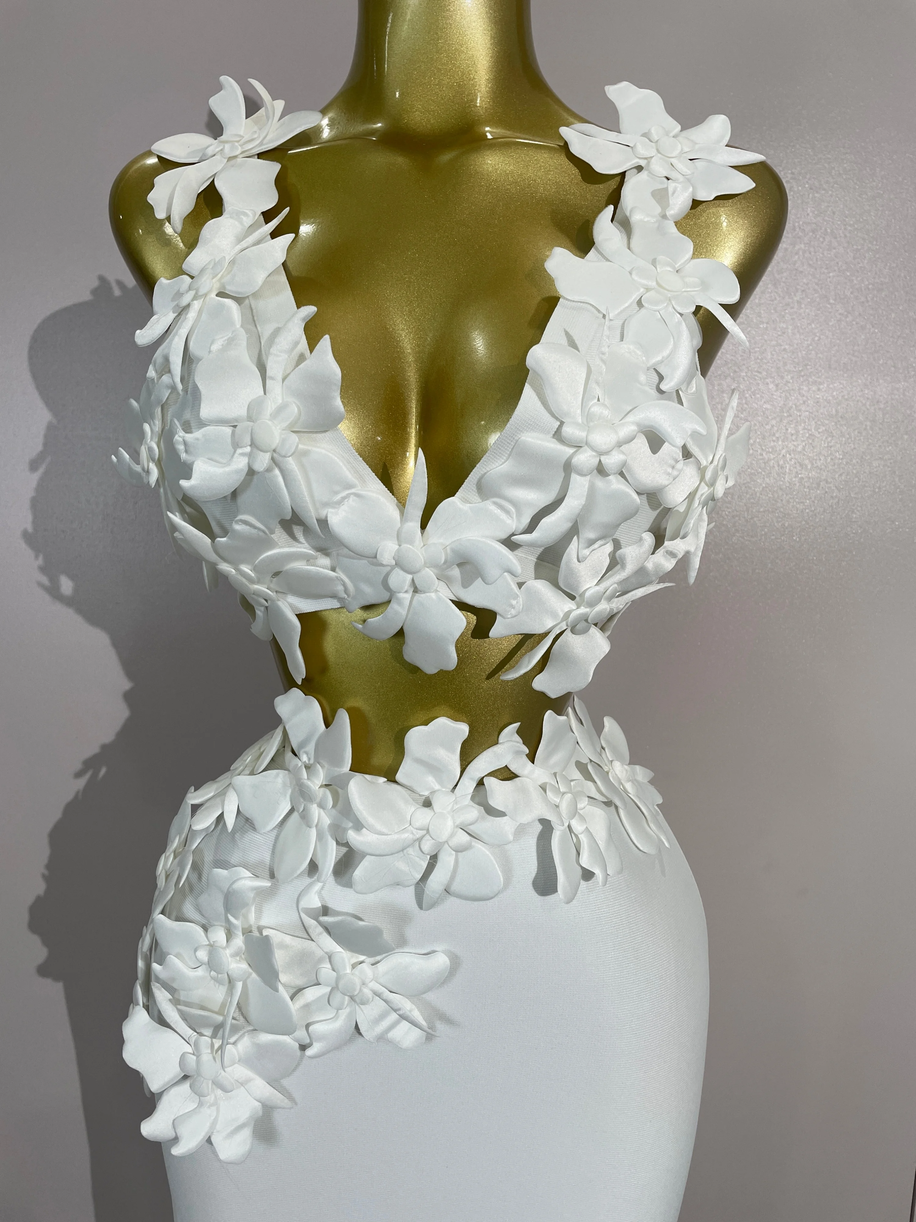 Vestido Largo Ajustado con Cuello en V y Flores Blancas para Mujer, Conjunto de Dos Piezas, Vestido de Fiesta, Graduación, Club Nocturno, Celebración de Cumpleaños