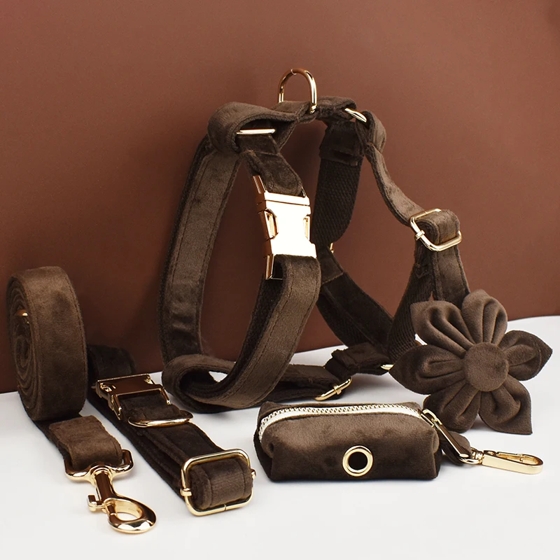 Conjunto de collar y correa de terciopelo marrón oscuro para perros, placa con nombre grabada personalizada, suministros para mascotas, correa para perros Velvet11