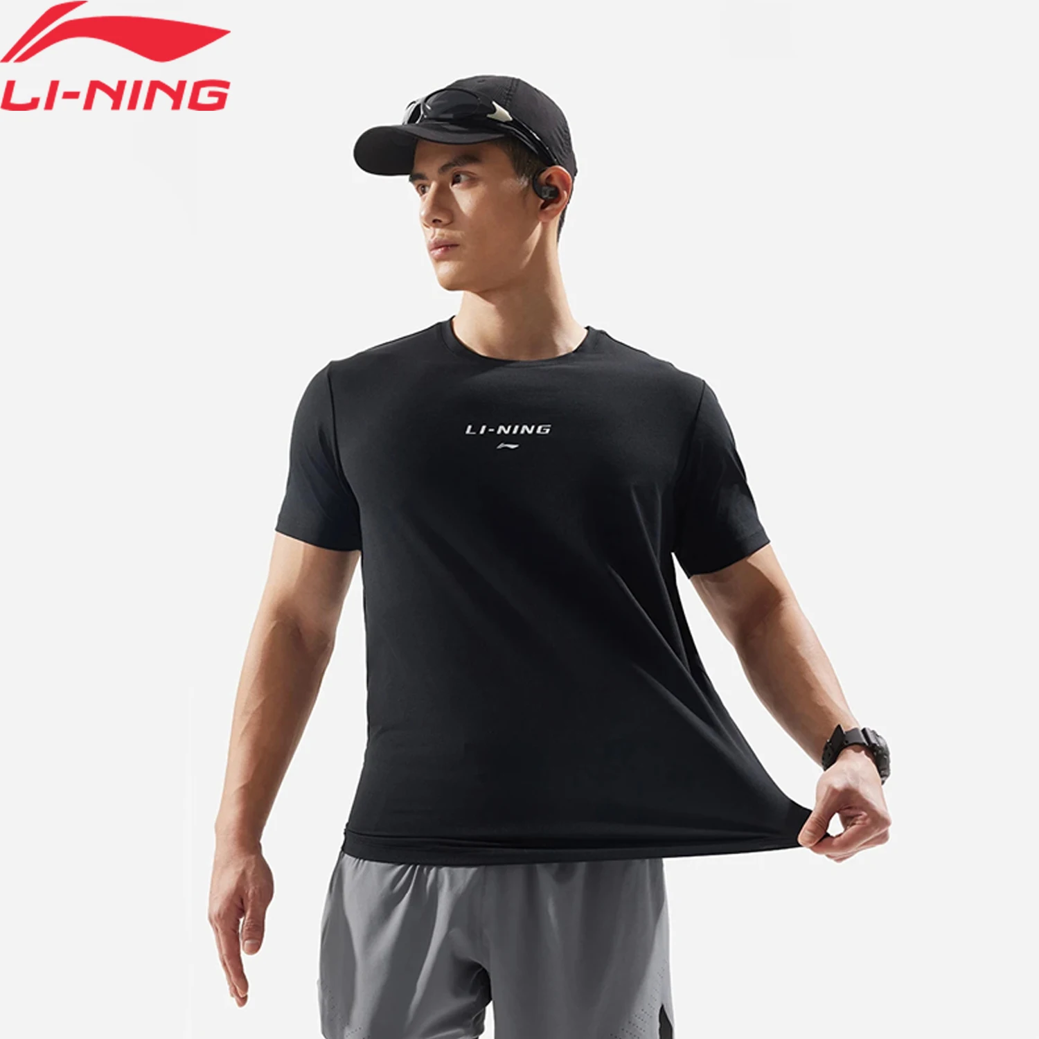 Li-ning Camiseta deportiva de entrenamiento para hombre AT DRY ULTRA Regular Fit 100% poliéster forro de Fitness camisetas de manga corta ATSV115