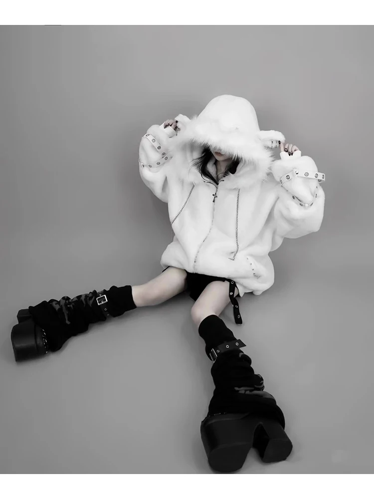 Mauroicardi Otoño Invierno de gran tamaño cálido suave blanco abrigo de piel sintética mujeres con capucha Harajuku moda chaqueta mullida ropa de calle 2025