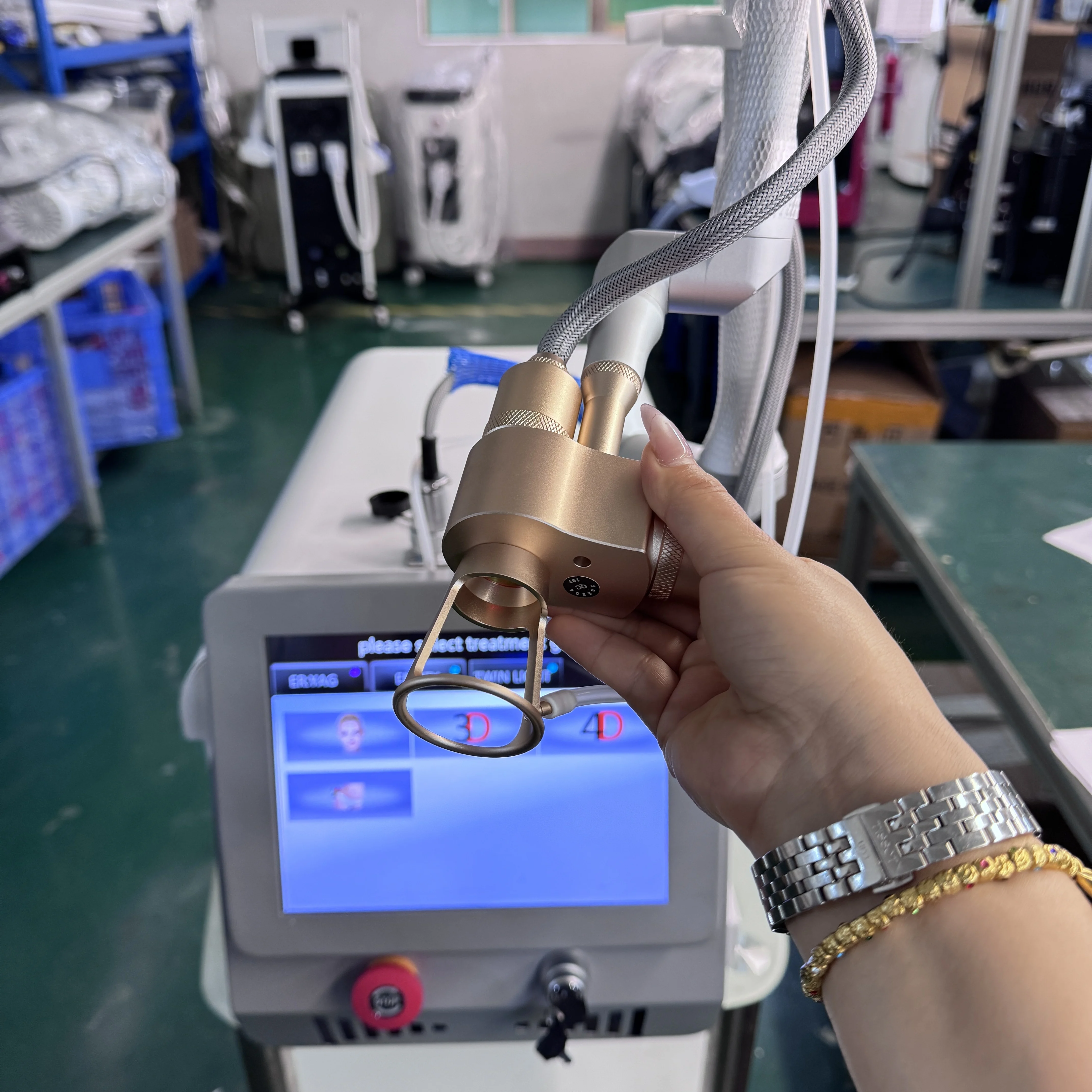 Máquina portátil de eliminación de cicatrices láser fraccional Co2 indolora para rejuvenecimiento de la piel eliminador de arrugas y eliminación de pigmentos