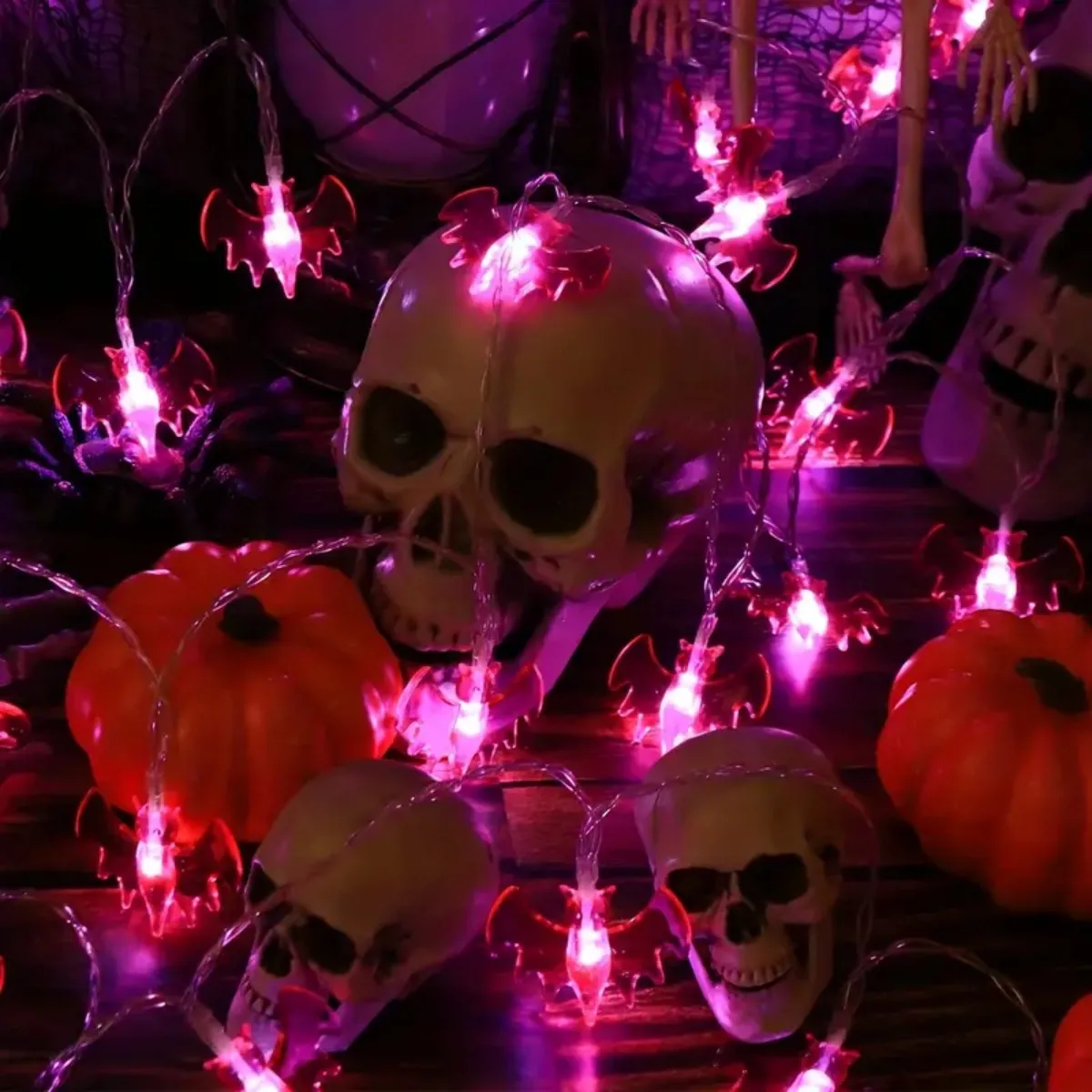 Guirnalda de luces LED de murciélago púrpura, funciona con pilas, lámpara decorativa colgante impermeable para exteriores, adecuada para decoración de fiesta, 10/20/30 Uds.