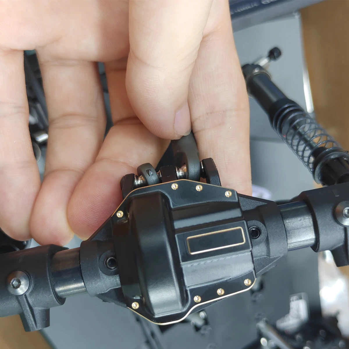 Juego de cubierta de Portal de nudillos de dirección de pesas de latón negro para Axial Capra SCX10 III AR45P SuperShafty CP44 Vanquish F9 carcasa de eje