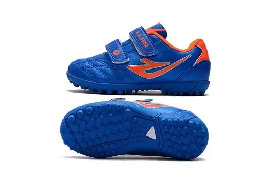 Zapatillas de deporte con personalidad para niños y niñas, zapatos de fútbol para estudiantes jóvenes, elegantes y cómodos, juego de entrenamiento para interiores y exteriores, césped, 25-35 #