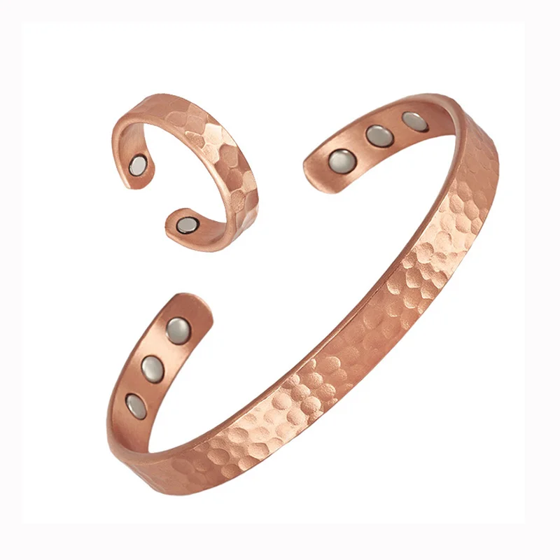 Juego de pulsera y anillo de cobre puro de 2 piezas, diseño de patrón de martillo ajustable, hermoso conjunto de joyería, bueno para regalos festivos
