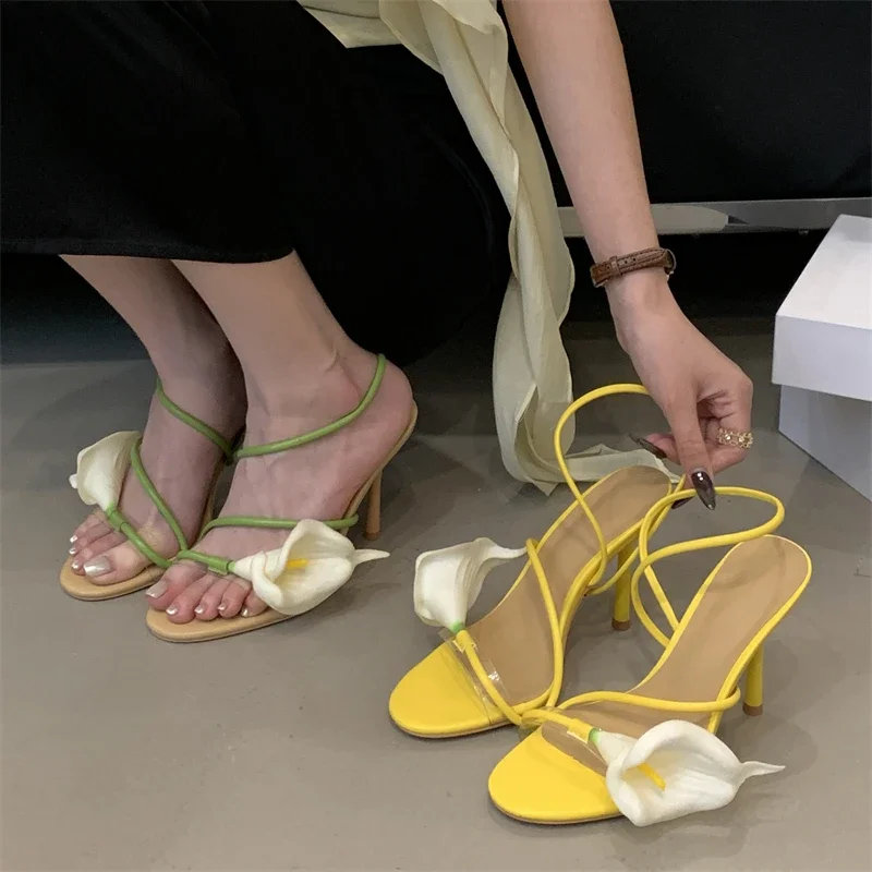Eilyken, sandalias sexis de PVC transparente con flores y banda estrecha para mujer, estilo callejero, punta abierta, tacones altos finos, zapatos para fiesta y graduación