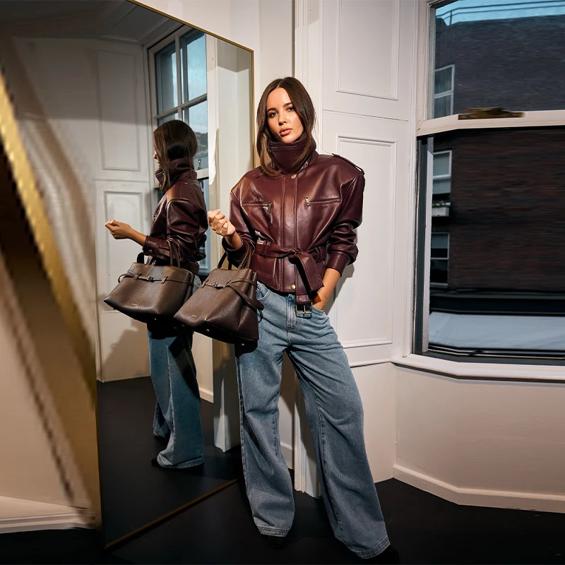 Chaqueta de cuero Vintage para mujer, abrigo corto con bolsillo y cuello levantado, prendas de vestir con cremallera en la cintura Retro, nuevas chaquetas de Otoño Invierno 2025