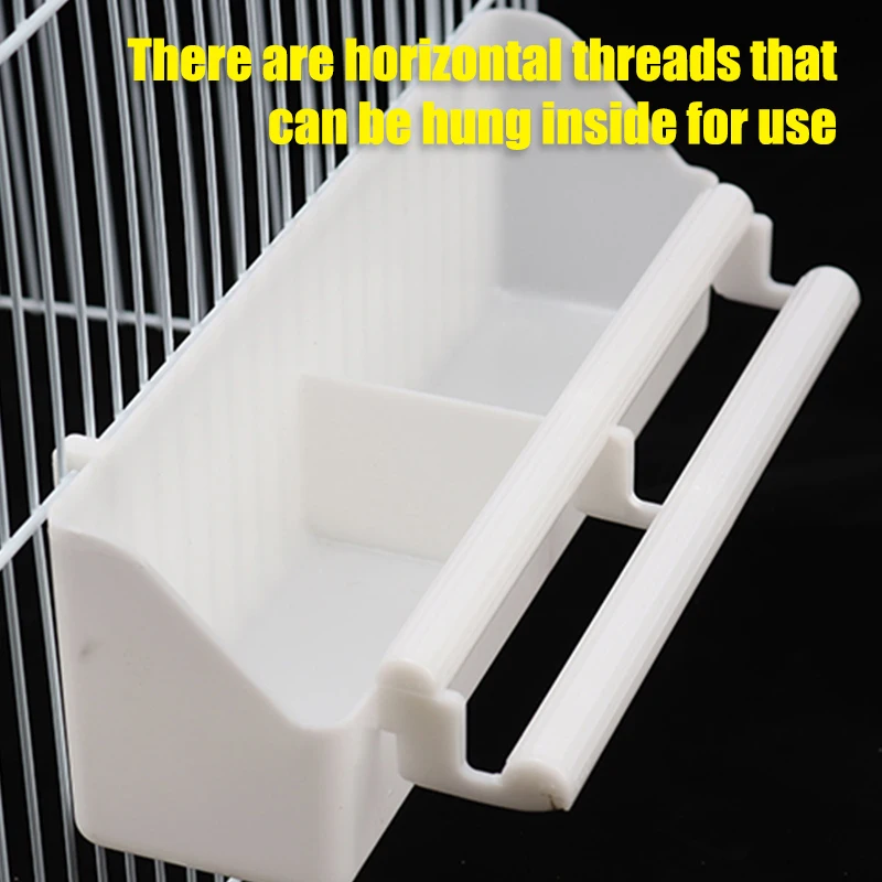 Cuenco colgante de agua para loros y pájaros, caja alimentadora blanca para periquitos, jaula para mascotas, contenedor de comida de plástico, peonía, cacatúas, suministros para periquitos