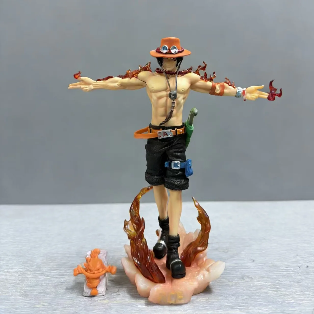 Figura de acción de One Piece Ace Portgas D Ace, estatua de PVC, modelo coleccionable, juguetes para niños, regalos de Navidad, 28cm