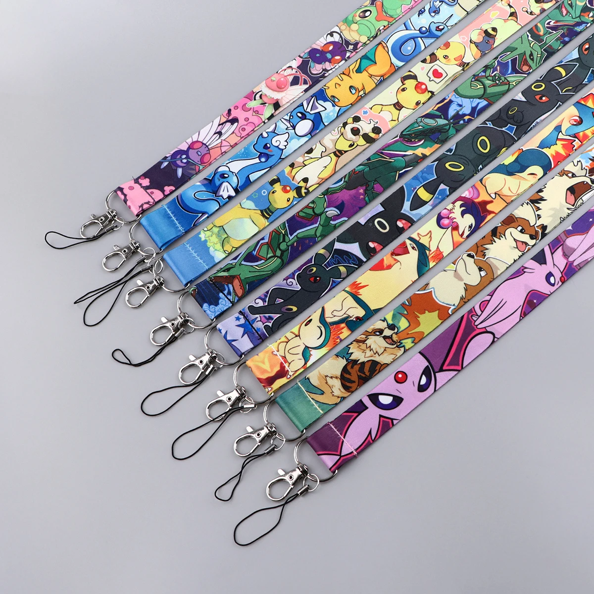 Venta al por mayor, mezcla de 5/10/20 piezas/juego, bonita correa para el cuello con diseño de elfo monstruo de anime, para teléfono, llaves, tarjetas de identificación, accesorios geniales, regalo para amigos