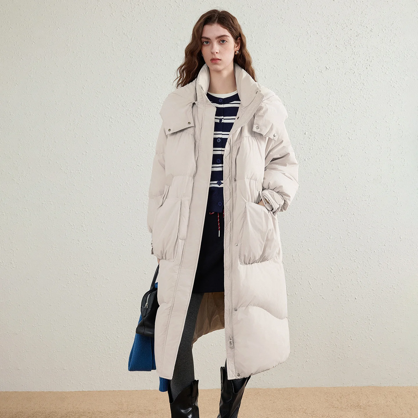 Chaqueta Corta de Plumón para Mujer TOYOUTH, Invierno 2026, Estilo Deportivo Universitario, Resistente al Viento, Forro Cálido, Conjunto de Dos Piezas