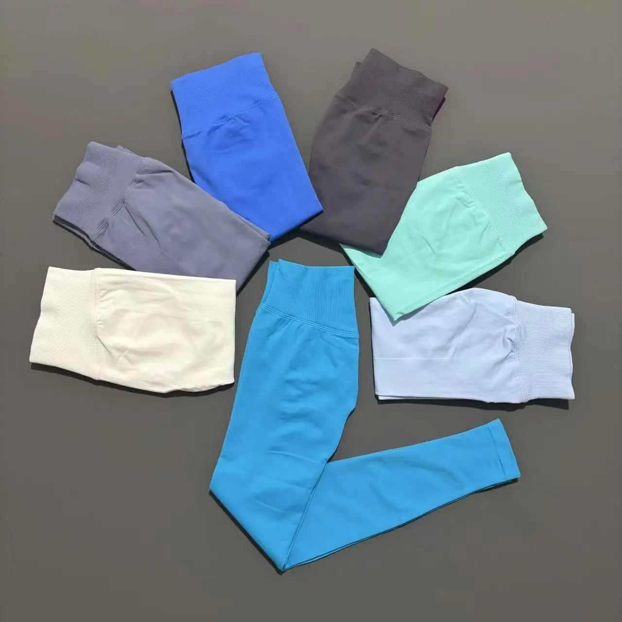 Histello-mallas deportivas para mujer, mallas de Yoga de cintura baja, pantalones para correr, pantalones de motociclista para Fitness, entrenamiento, correr, mallas sin costuras