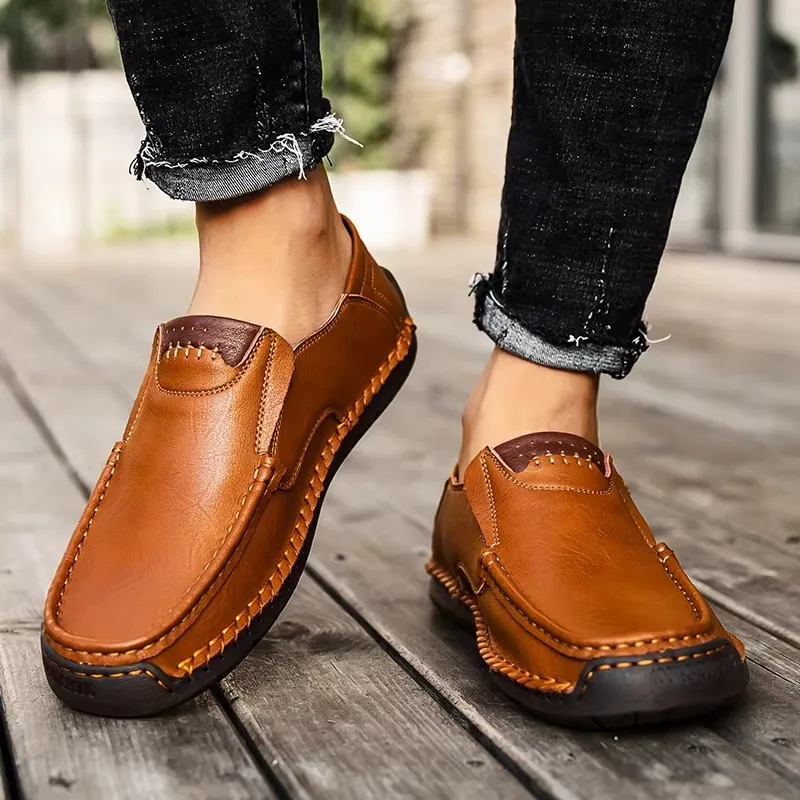 Nuevos zapatos informales a la moda para hombre, mocasines de cuero hechos a mano, zapatos cómodos para hombre, zapatos planos de conducción de cuero dividido de calidad, talla 48