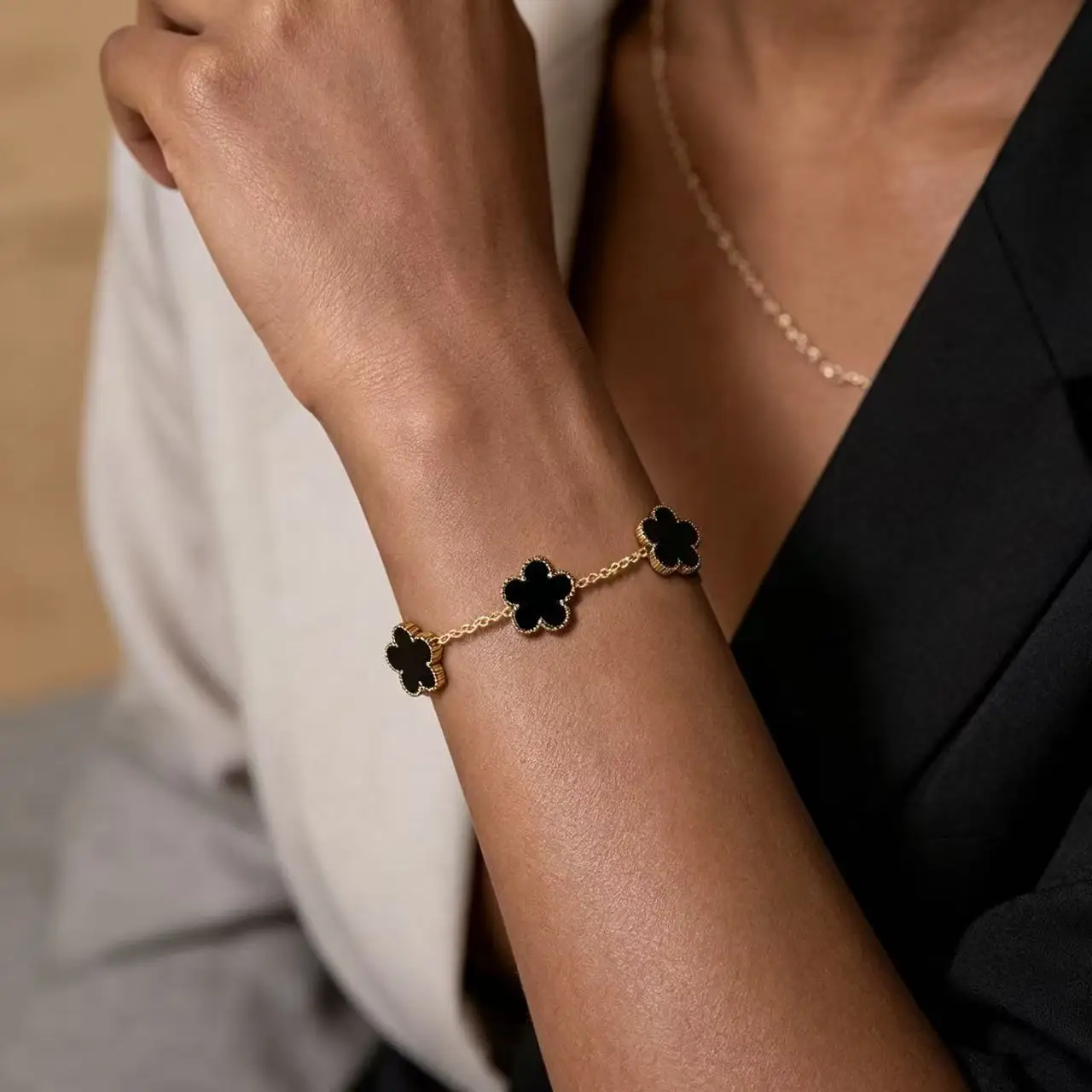 Pulsera de Trébol de Cinco Hojas de Acero Inoxidable y Titanio, Joyería Elegante e Impermeable para Mujer, Regalo de Lujo Ligero
