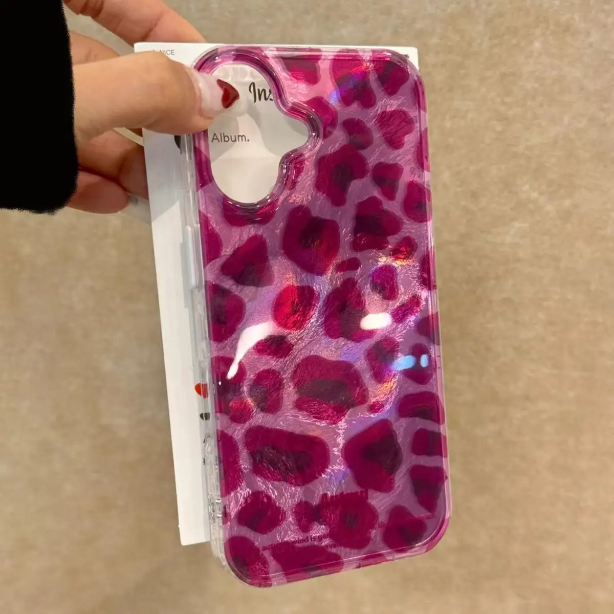 Funda de teléfono con estampado de leopardo morado para iPhone 15 17 14 16 13 12 11 Pro Max XR XS 7 8 16 15 14 Plus, cubierta de protección trasera a prueba de golpes.
