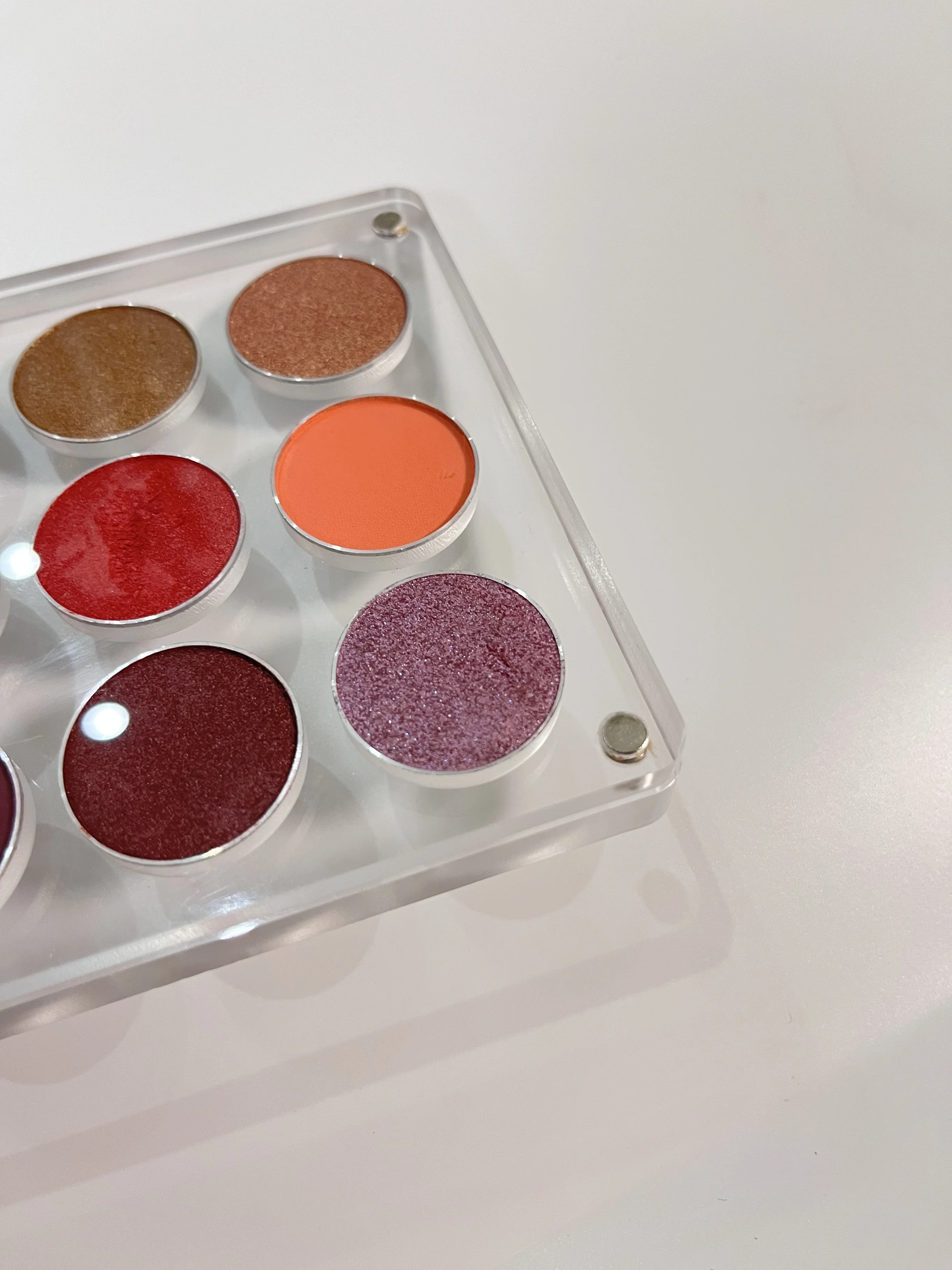 YicaiNew Paleta de Sombras de Ojos Magnética Vacía, Acrílica Transparente, Elegante, para Maquillaje, 26mm*4/9/15/24 Orificios