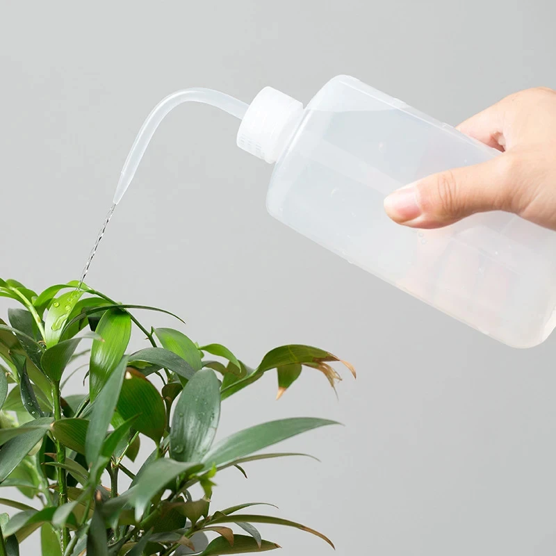 Botella de plástico con boquilla curvada para limpieza de plantas suculentas, botella de agua transparente con escala, herramienta de riego, 250/500mL