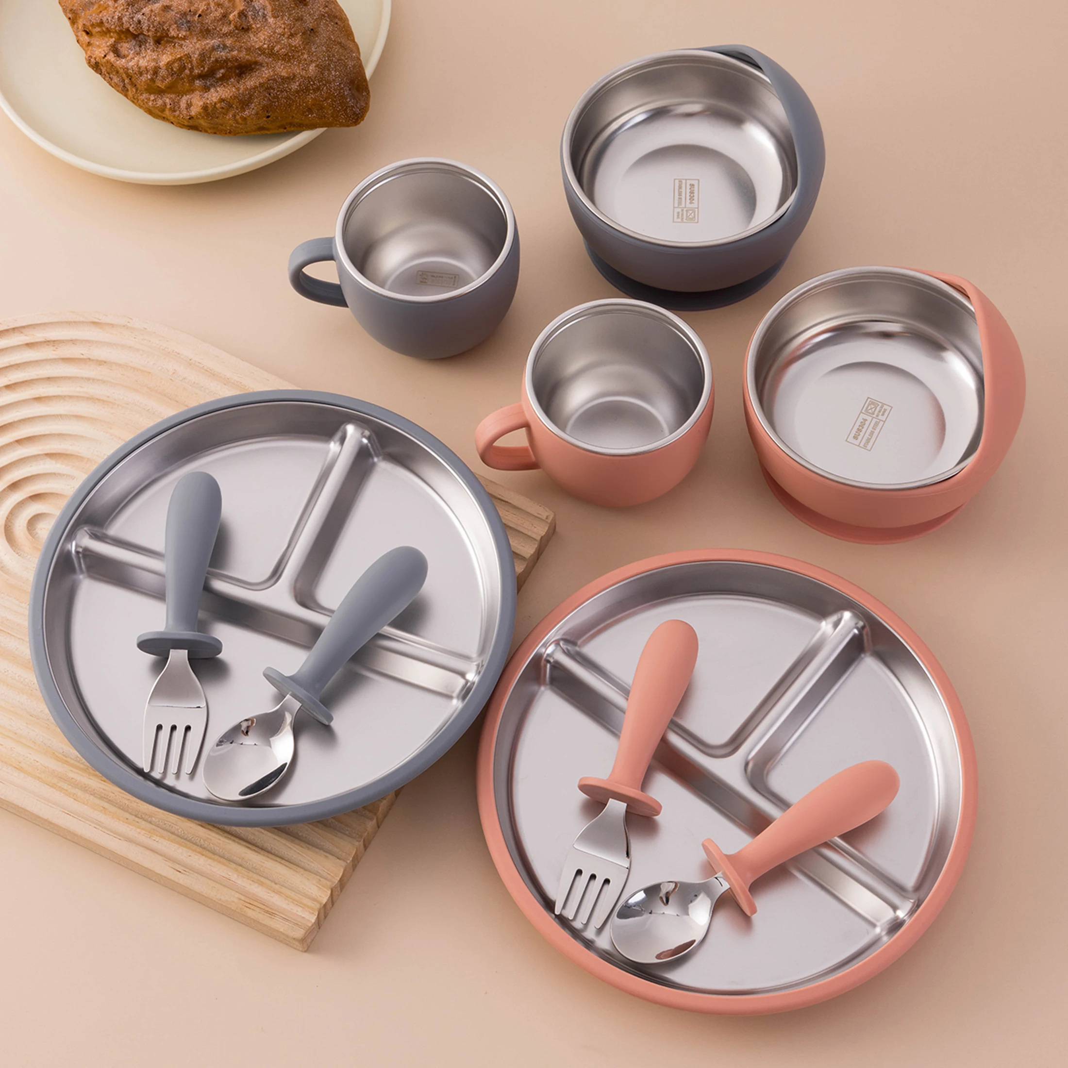 Color niños 5 uds juego de alimentación de bebé vajilla de silicona de acero inoxidable platos con ventosa plato tazón tenedor de entrenamiento cuchara taza infantil