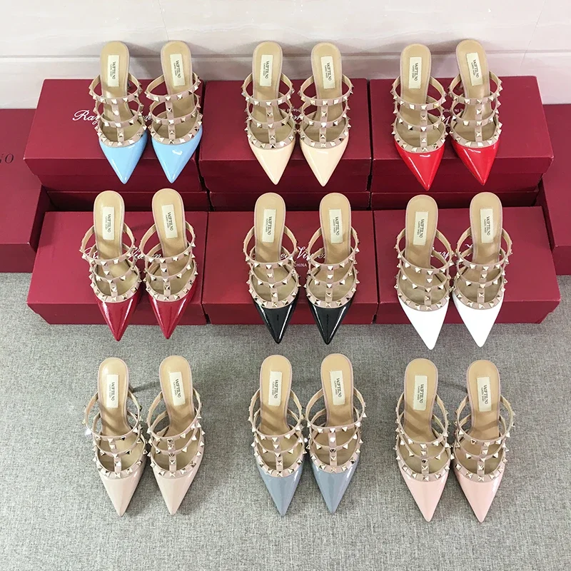 Sandalias de mujer, zapatos de marca de lujo para mujer, tendencia 20225, correa en el tobillo, remaches de verano, tacones altos, zapatillas con diseño de punta estrecha, fiesta Sexy