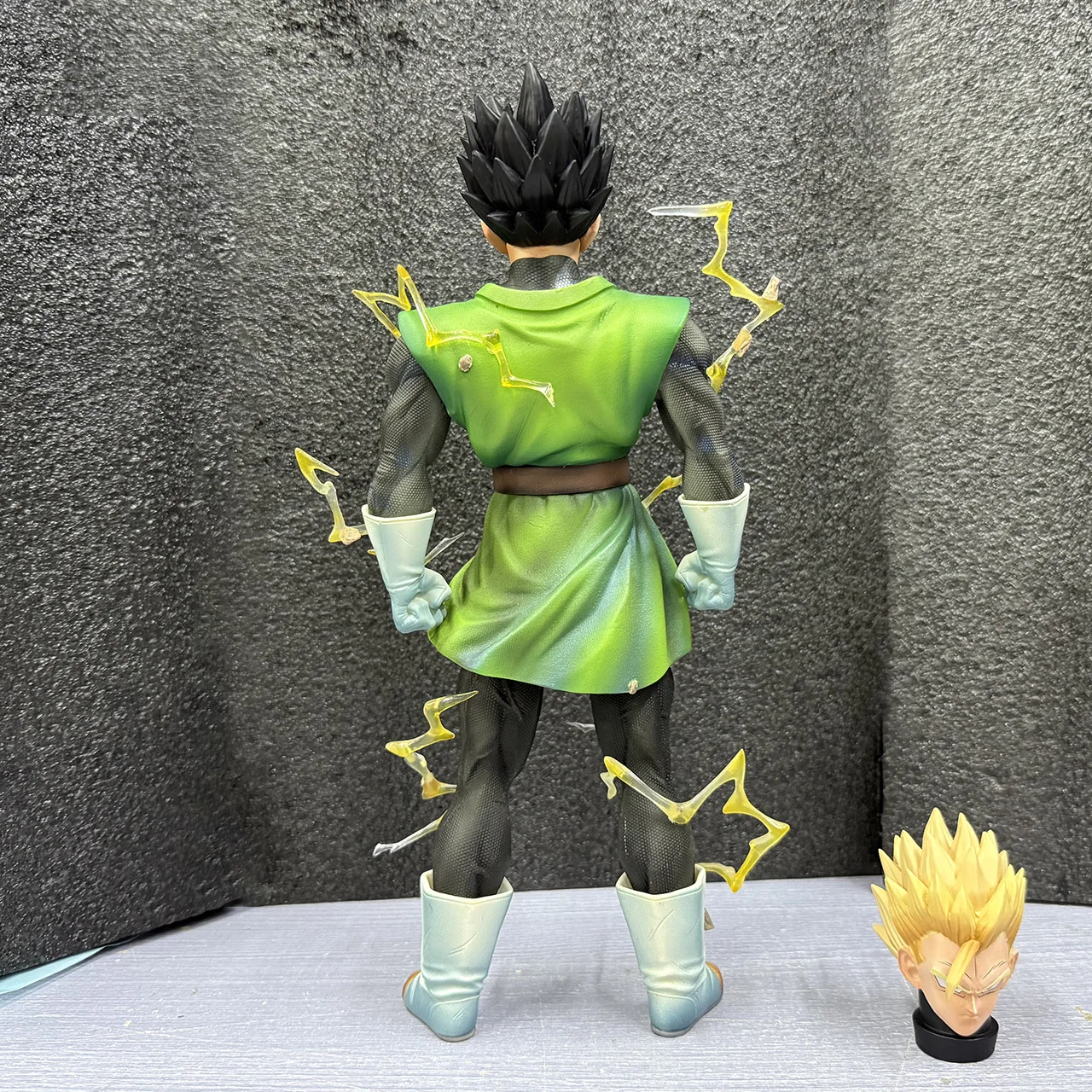 Figura de Son Gohan de Dragon Ball Z de 32 cm/12.6 pulgadas con cabezas intercambiables, Gohan del Futuro Super Saiyan, estatua de PVC, juguete coleccionable, regalo.