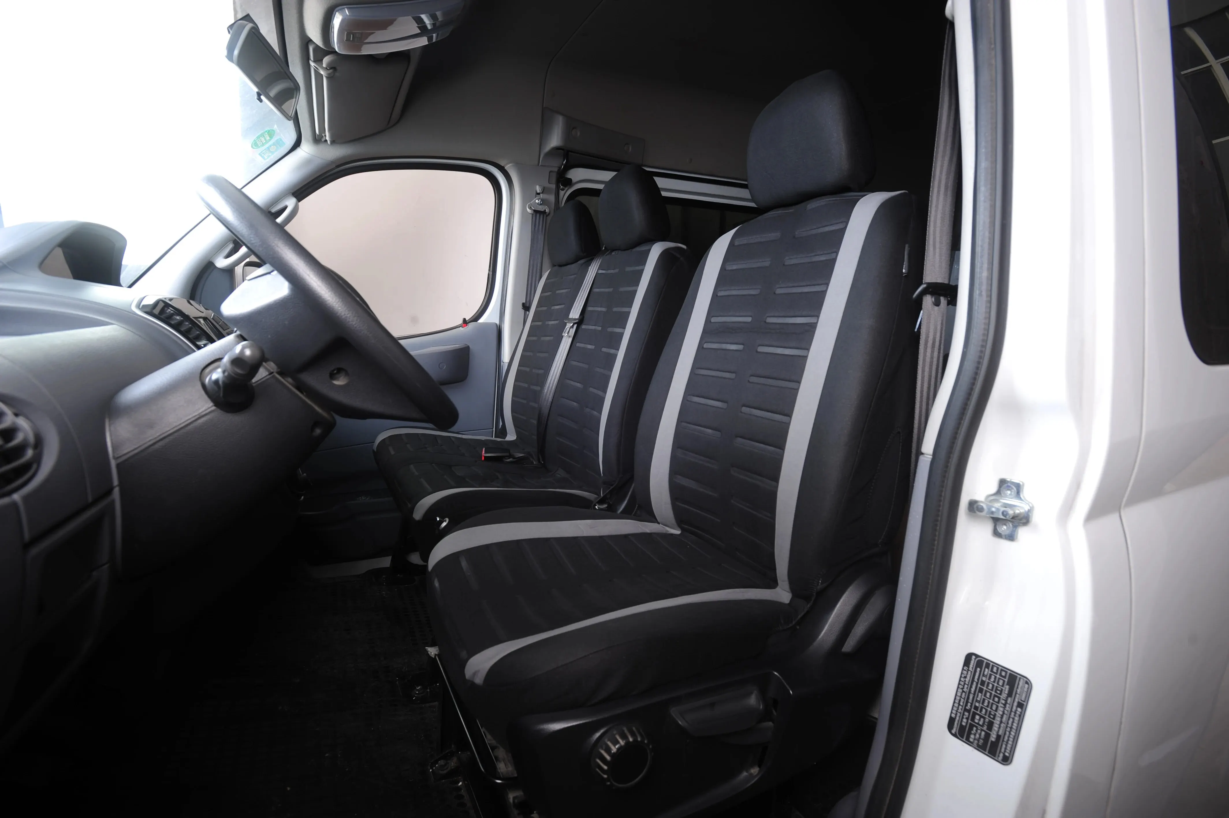 Fundas de asiento universales a rayas 3D, se adapta a la mayoría de furgonetas y camiones, 2 + 1, fundas de asiento para conductor individual y pasajero