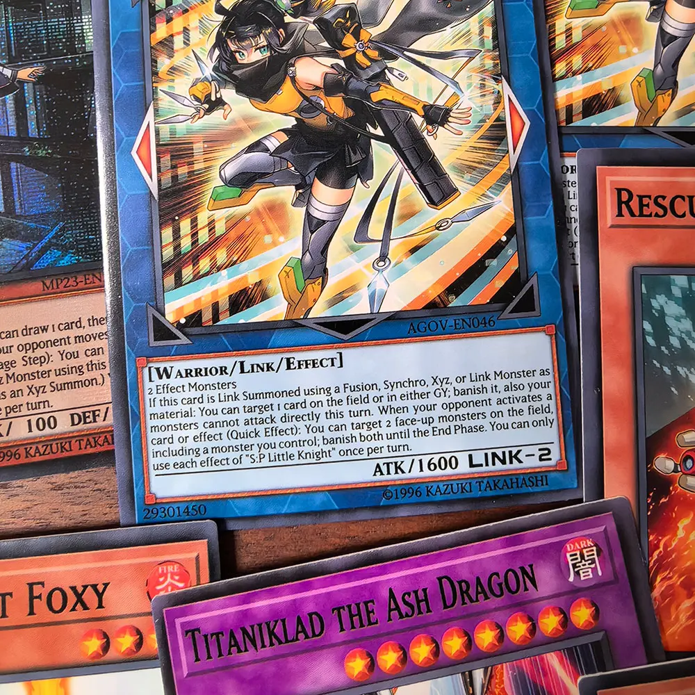 Tarjetas YU GI OH de 54 Uds., estructura competitiva, ojos azules, tarjetas yugioh de la marca Tyler Kurikara en inglés