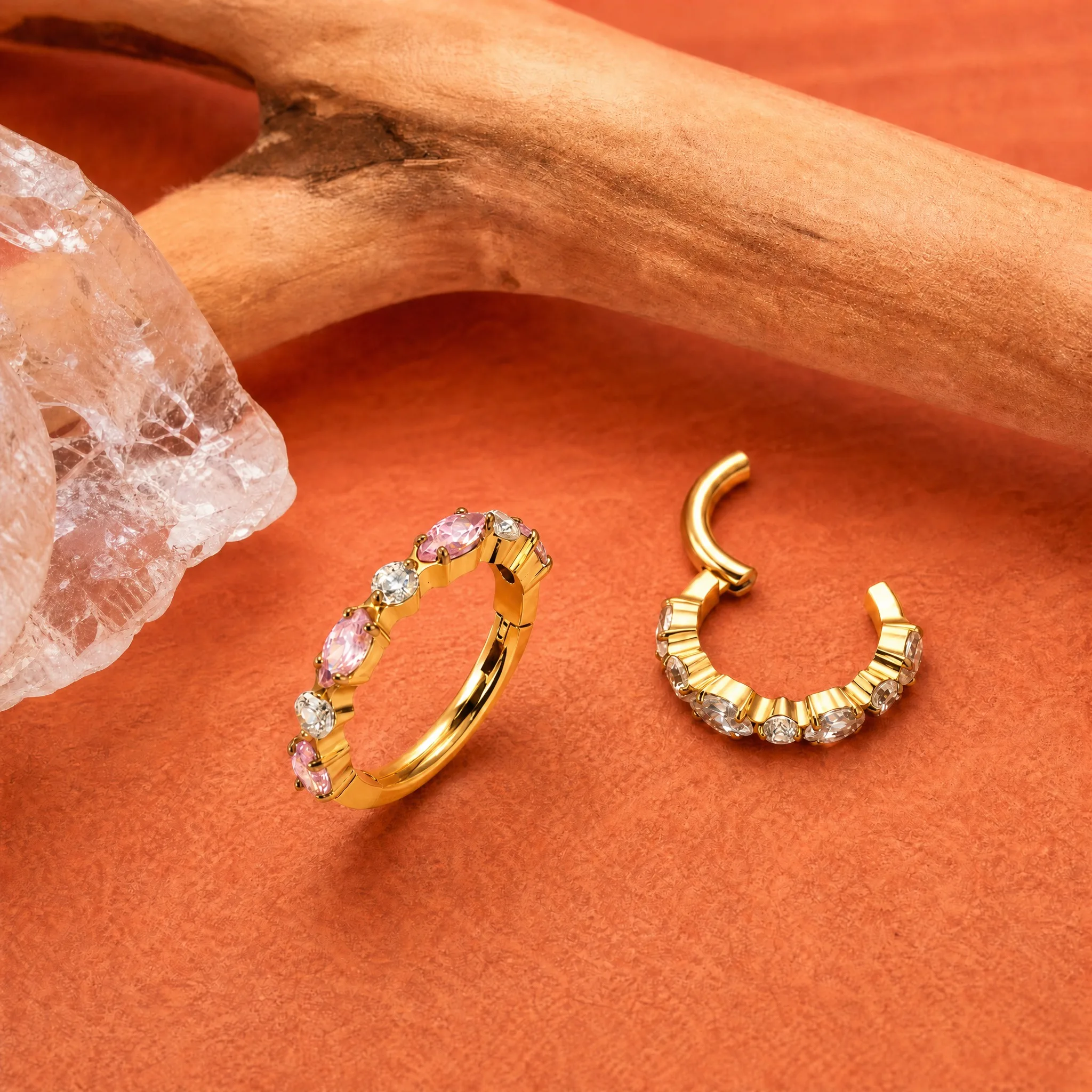 ZOOR Anillo Clicker de Titanio ASTM F136 con Circonita Cúbica Redonda Marquise, 16G, Aro Segmentado con Bisagra, Joyería para Piercing de Cartílago y Hélice