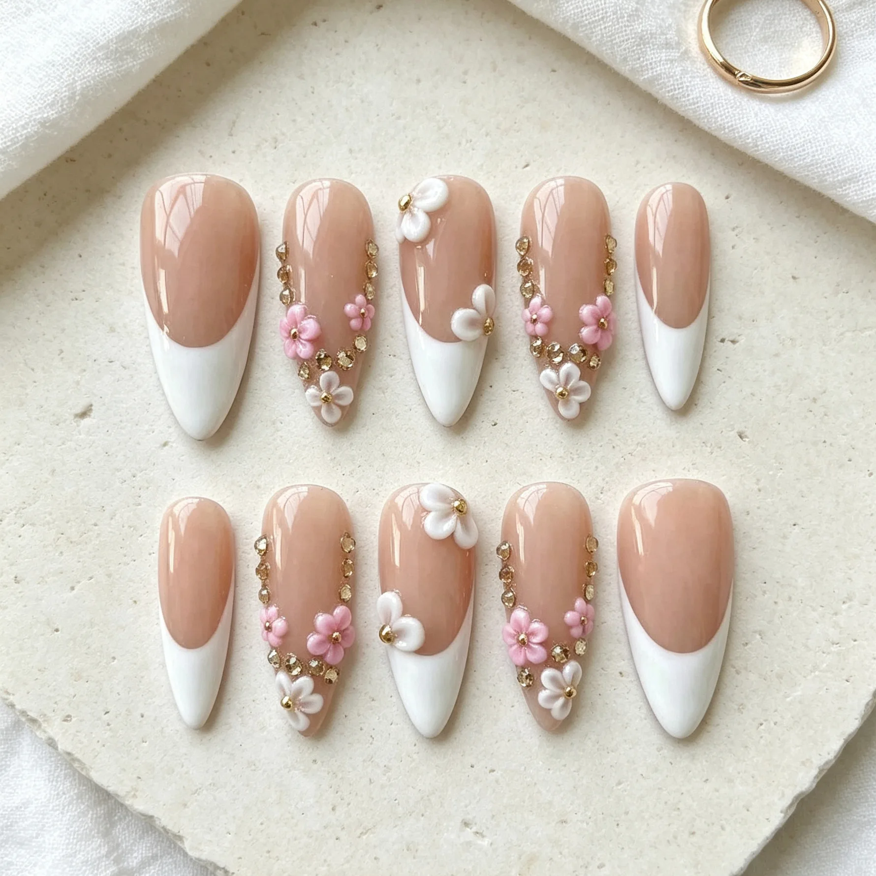 10 Uñas Postizas Hechas a Mano con Base Nude, Diseño 3D de Flores Rosas y Blancas con Pedrería, Uñas Postizas Largas Stiletto para Mujeres y Niñas