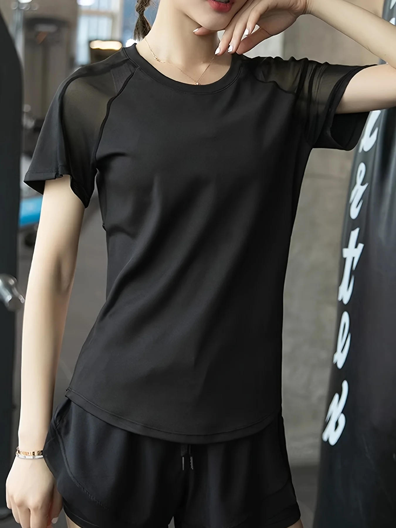 Nueva camiseta deportiva de verano de malla de secado rápido para fitness, ciclismo, correr, reparación superior, ropa fina de yoga para mujer, manga corta