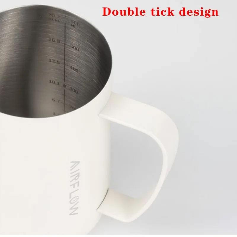 Taza de café Latte Art de acero inoxidable de 400ml/600ml, jarra de leche de doble escala, taza de leche de espuma de leche con boca puntiaguda, herramienta de arte Latte Barista