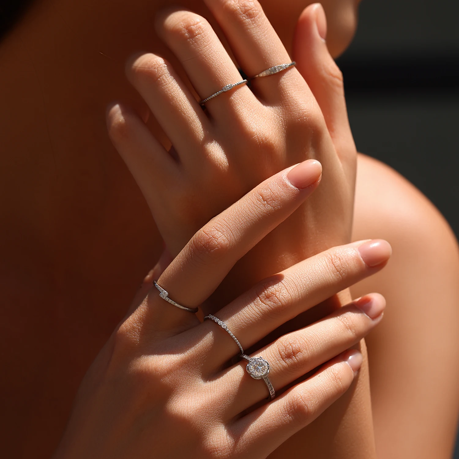 Anillos de moissanita de color D MODIAN, anillo de dedo de plata de ley 925 con diamantes de laboratorio apilables geométricos clásicos para mujer, joyería fina