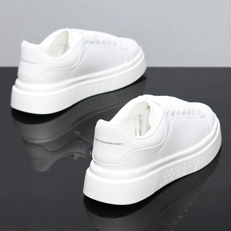 Fashion Men Skateboarding shoes Casual Sport Shoes Platform Sneakers Outdoor Breathable White Running Shoes Women Tennis Shoes