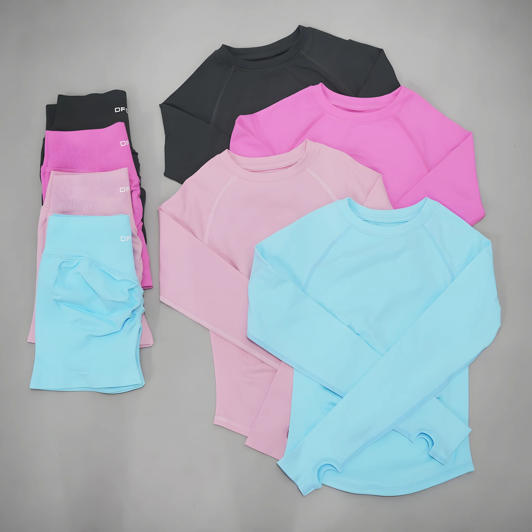 Conjunto Deportivo de 2 Piezas para Mujer Estilo DF LOGO, Tejido Sin Costuras, Top Corto de Manga Larga, Shorts Deportivos de Alta Elasticidad con Control de Abdomen, para Yoga y Entrenamiento