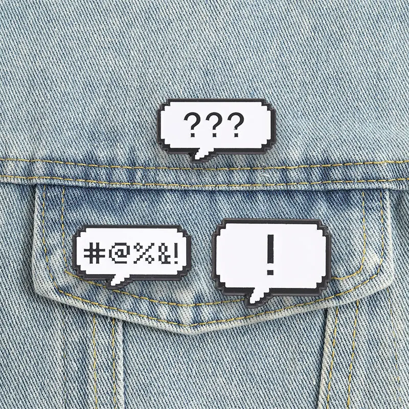 Pins de esmalte retro con burbujas de texto pixeladas, broches de emoticonos Kawaii de dibujos animados, insignias de solapa de moda, regalo de joyería para mochilas y ropa