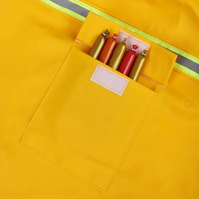 Chubasquero con capucha para mascotas a la moda, chubasquero para perros, ropa reflectante para perros estilo capa para mantener a su perro seco y cómodo en lluvioso