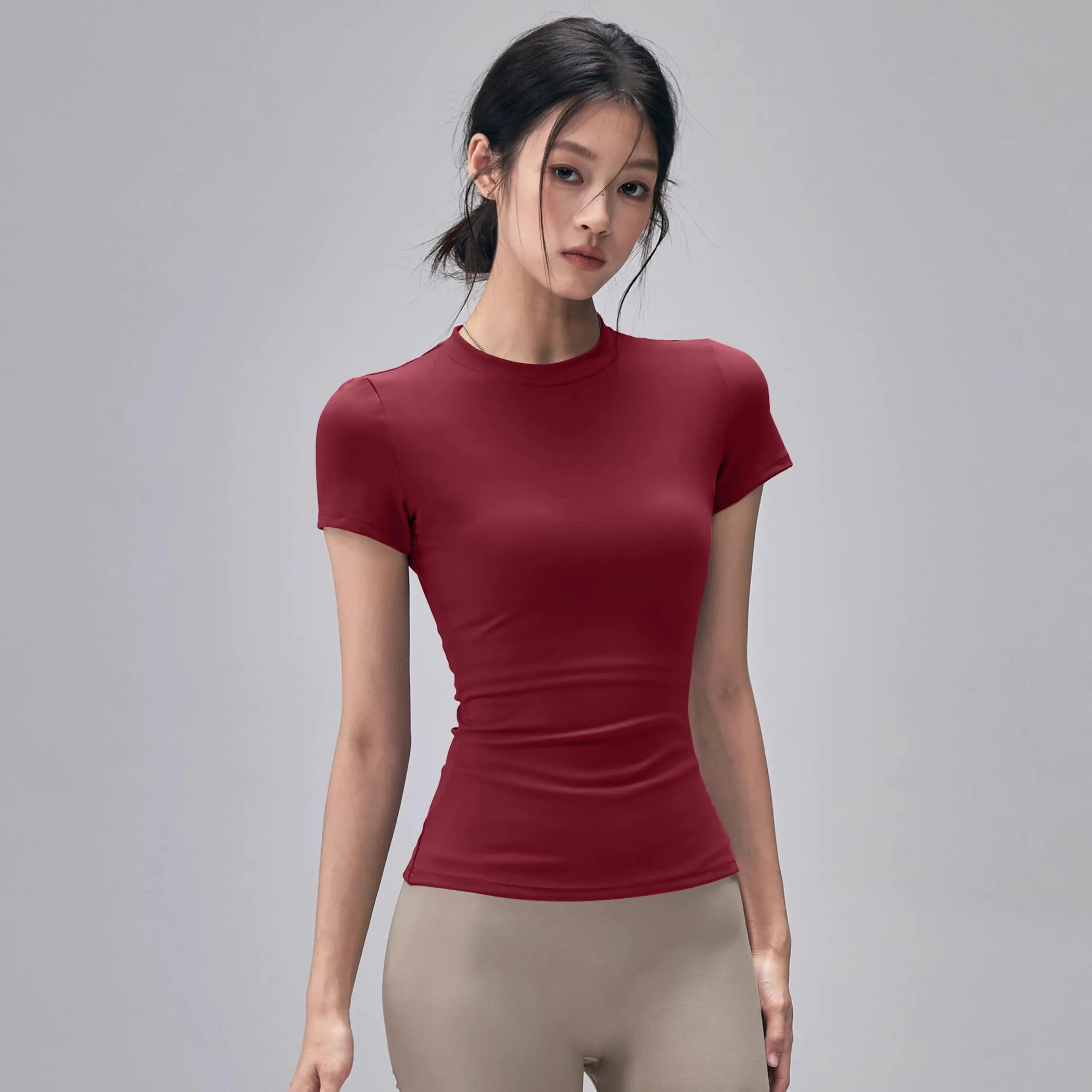 Camiseta deportiva al aire libre para mujer, ropa de Yoga, camiseta de Fitness, camiseta para correr de secado rápido, Top de entrenamiento, ropa deportiva femenina, ropa de ejercicio