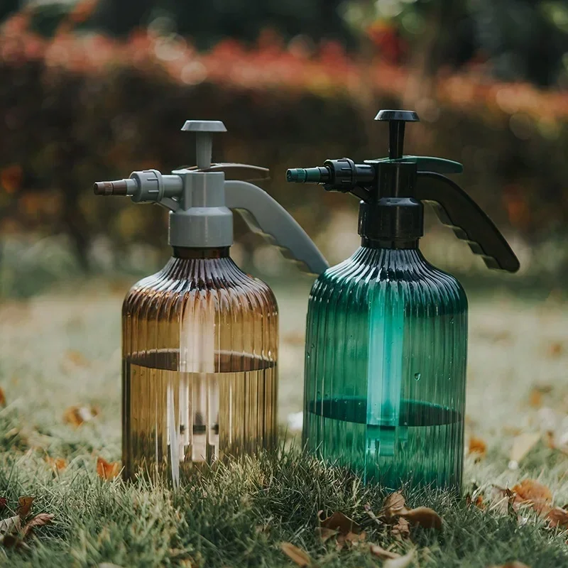 Botella pulverizadora de jardín a presión portátil de 2L, hervidor de agua para plantas y flores, rociador presurizado, accesorios de herramientas de jardinería