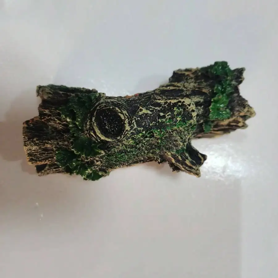 Adorno realista de cueva de acuario con diseño verde, crea un cómodo punto oculto para mejorar los animales acuáticos