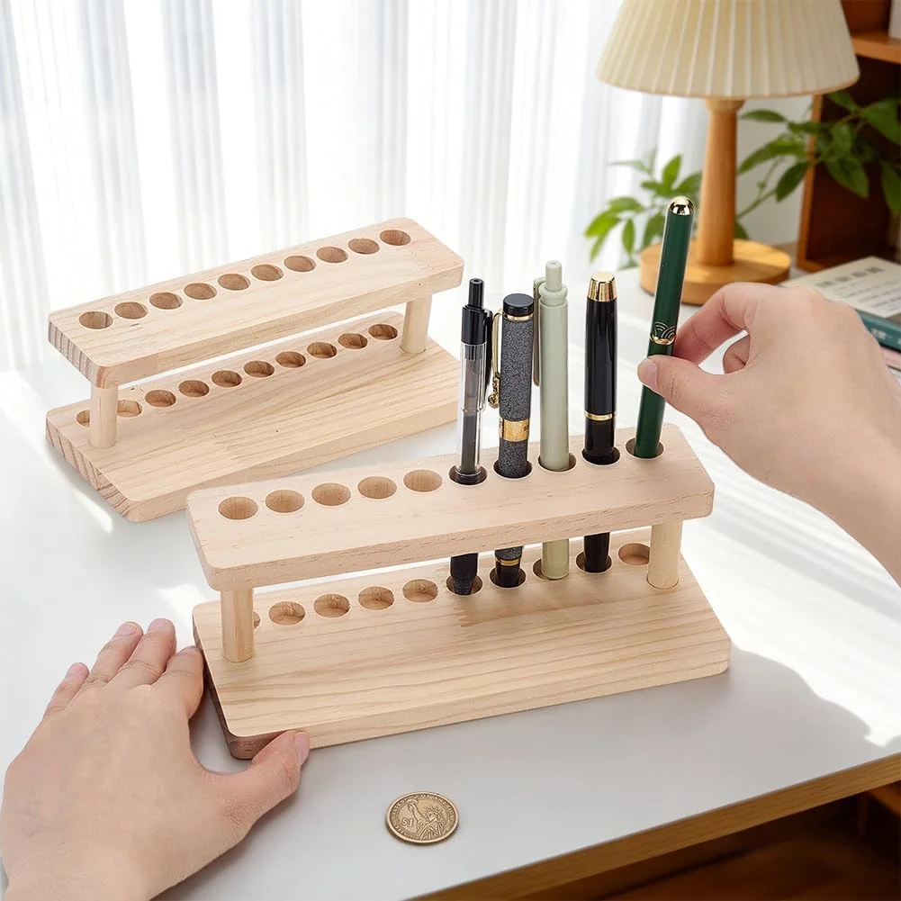 Expositor de Madera para 10 Bolígrafos, Color Marrón Coco, Organizador Vertical de Escritorio de Madera Maciza con Acabado de Madera Dura, Soporte para Bolígrafos de Tinta