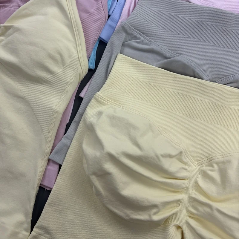 Conjunto Deportivo HISTELLO de 2 Piezas para Mujer, Top Largo con Tirantes, Conjunto de Yoga Sin Costuras, Shorts Deportivos con Efecto Push-Up, Traje de Fitness para Entrenamiento