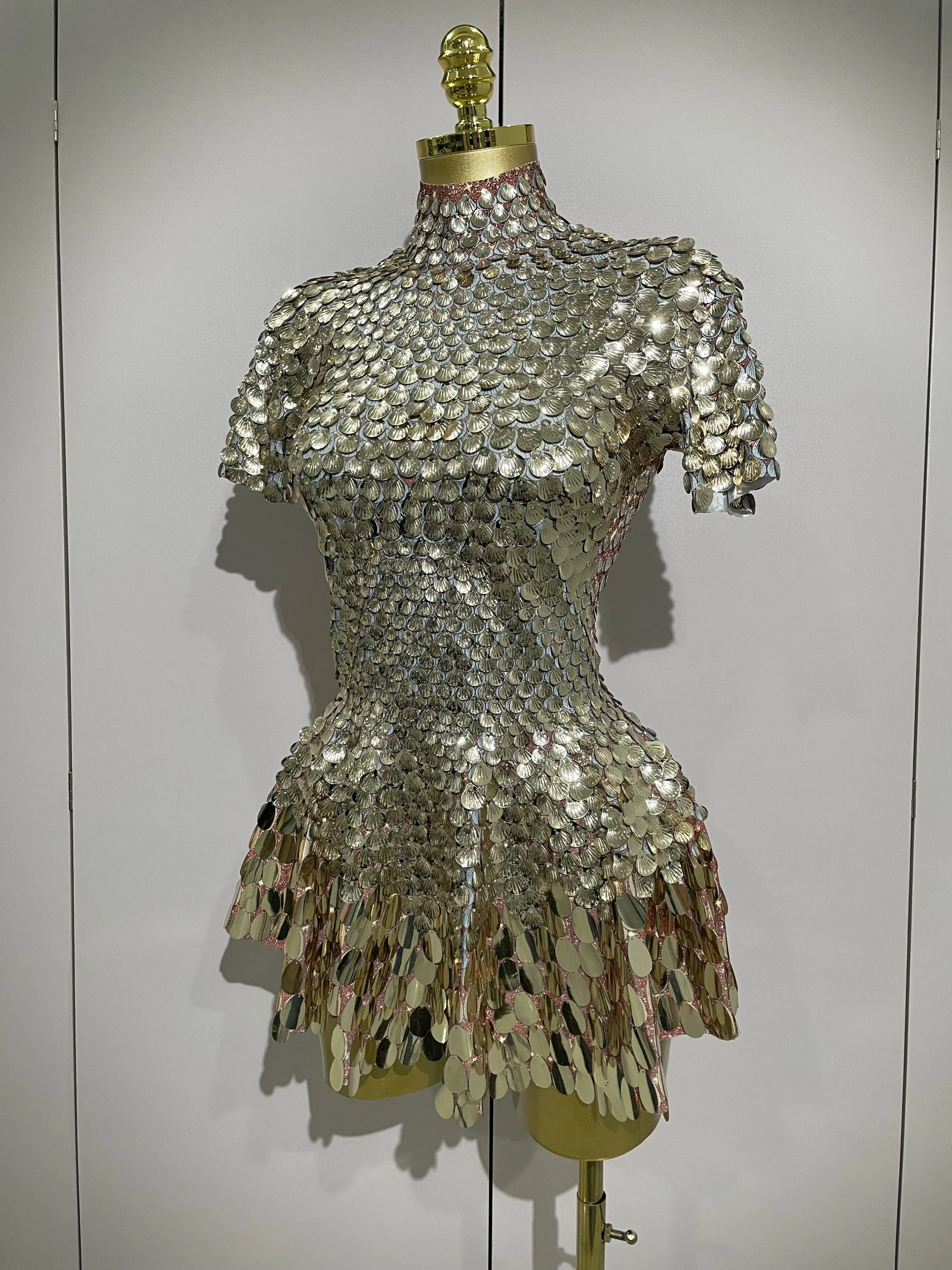 Body de lentejuelas de concha brillante de alta calidad, vestido Sexy para mujer, ropa de actuación de baile en club nocturno, vestidos de fiesta de cumpleaños de lujo