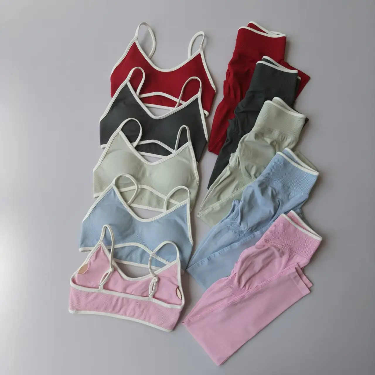 Conjuntos deportivos de 2 uds para mujer, pantalones de Yoga con realce, espalda hueca, sujetadores de Fitness para gimnasio, mallas de cintura alta para entrenamiento, conjunto de medias sin costuras