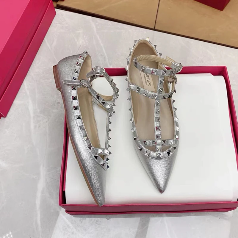Zapatos planos de lujo para mujer, de marca de lujo, con remaches, de diseñador, con punta en pico y correa al tobillo, informales y cómodos.