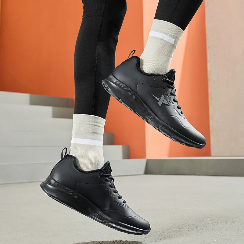 Xtep 9839 dos zapatos de algodón versión para hombres zapatos deportivos suaves de invierno zapatillas cómodas de estabilidad 876419370045