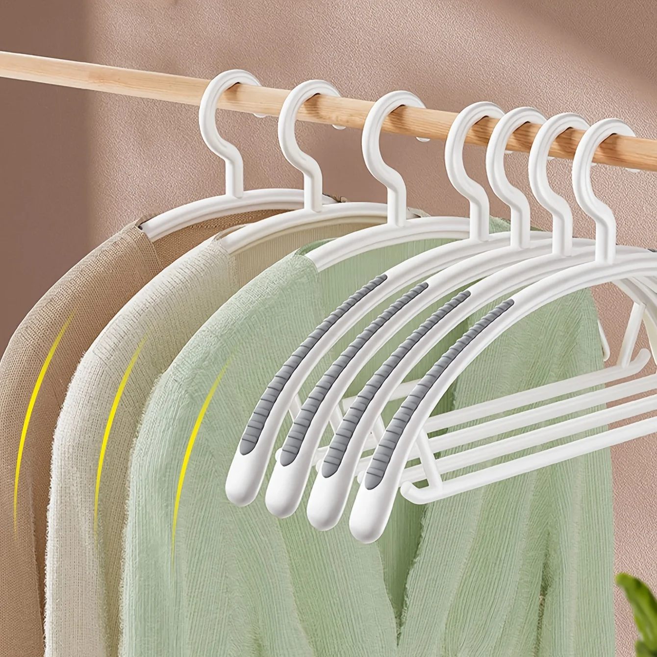 Colgador antideslizante para el hogar, tendedero de plástico con hombros anchos y gruesos, utilizado para colgar mayoristas de ropa