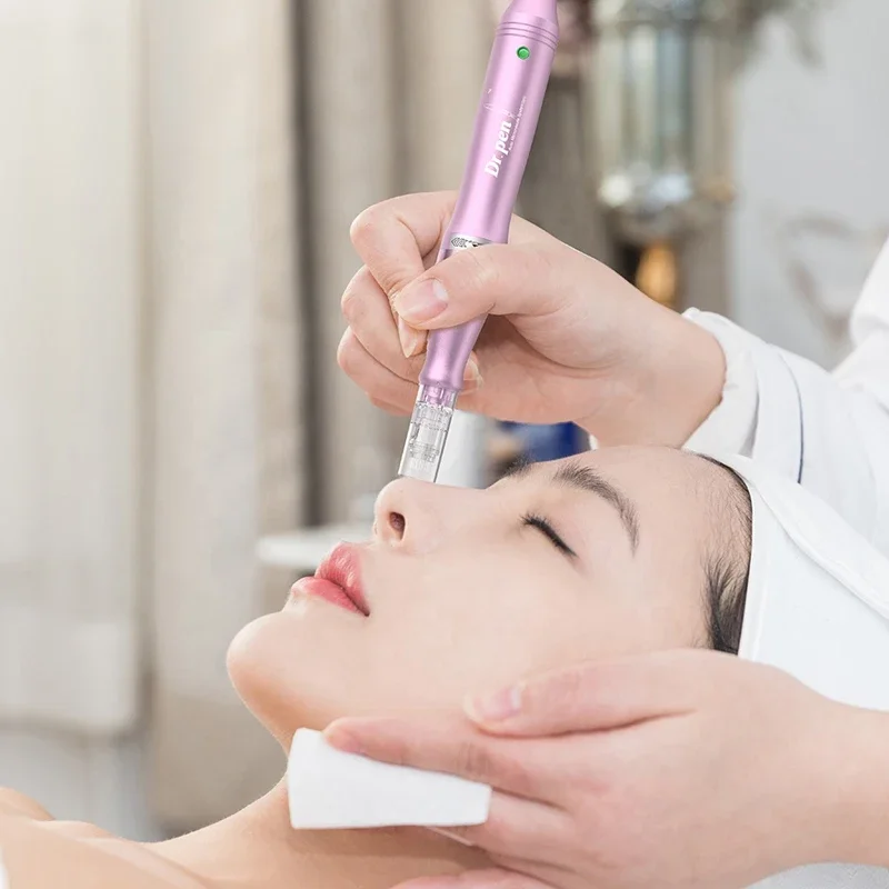 Derma Pen Dr. Pluma M7 Micro aguja inalámbrica/con cable tatuaje PMU dispositivo de belleza Derma sello cara cuidado de la piel ULTIMA-M7 microagujas
