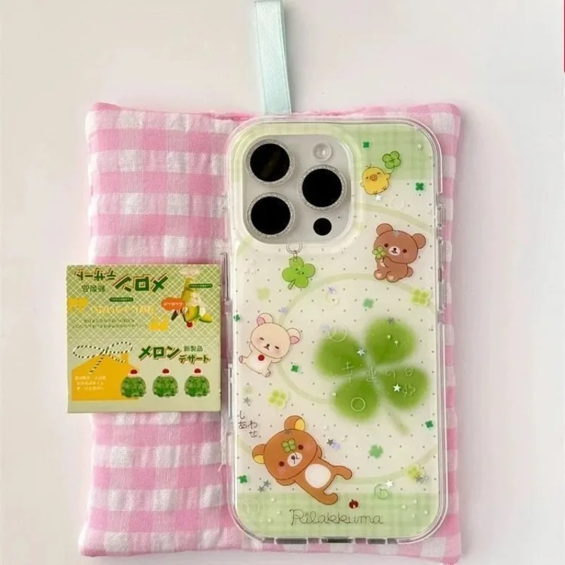 Linda funda para teléfono móvil con diseño de trébol de cuatro hojas Rilakkuma, moderna y protectora, compatible con iPhone 11, 12, 13, 14, 15, 16, 17 Pro Max