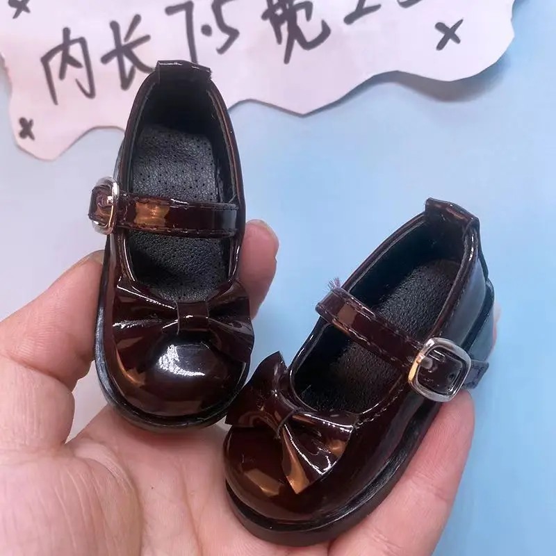 Botas de nieve para muñecas BJD de 45 cm, botas largas para vestir, uniforme de estilo académico para muñecas BJD de escala 1/4, zapatos de cuero, zapatos tipo Mary Jane.